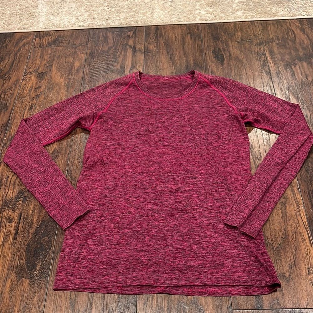 Lululemon Swiftly Tech Long Sleeve
Size‎ 12Heather pink  EUC perfect workout run